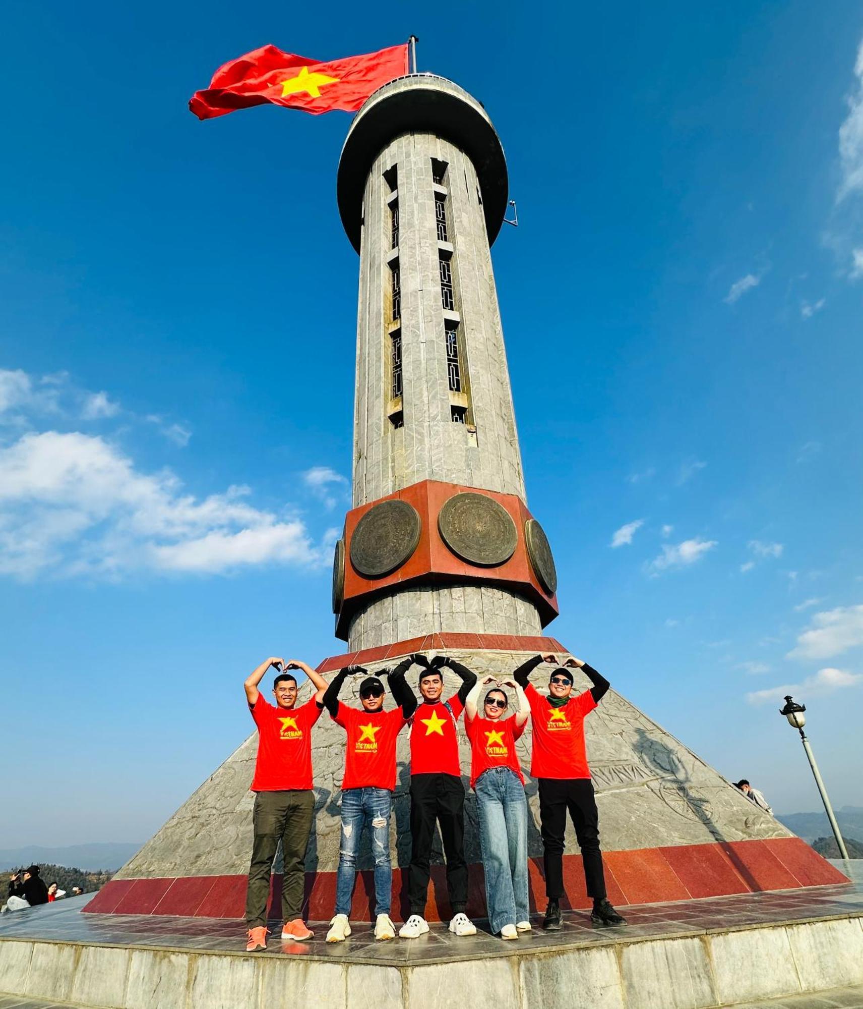 Tl Adventure Tour & Motorbike Aparthotel Ha Giang Eksteriør bilde