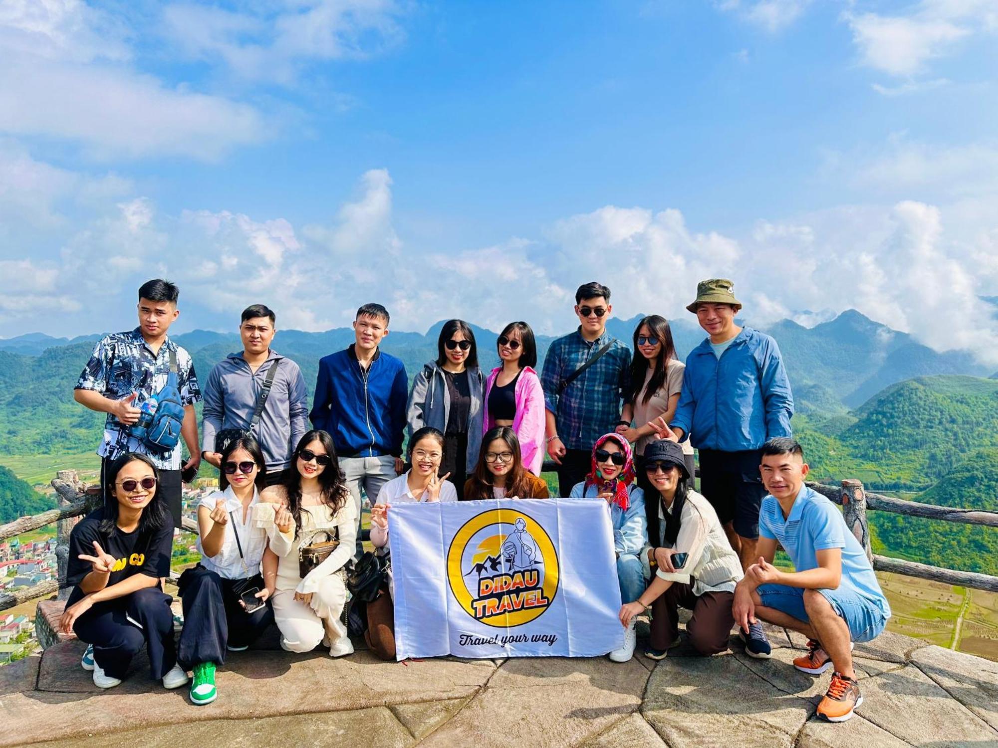 Tl Adventure Tour & Motorbike Aparthotel Ha Giang Eksteriør bilde
