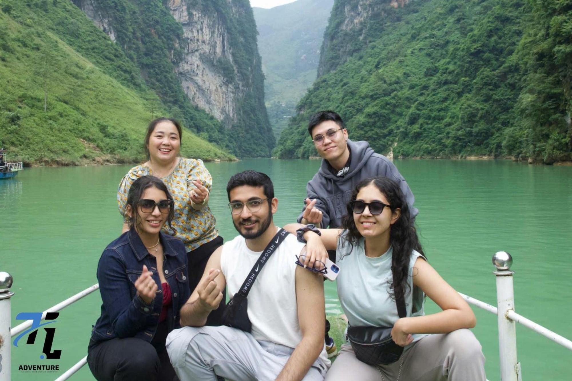 Tl Adventure Tour & Motorbike Aparthotel Ha Giang Eksteriør bilde